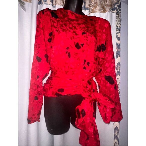 Beautiful women Vintage 1980s red with black Polka Dots | Made in HONG KONG by L - Picture 5 of 9